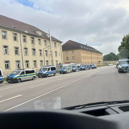 Eilmeldung | Endlich handelt Regensburg: Große Migranten-Abschiebeaktion vor dem Ankerzentrum